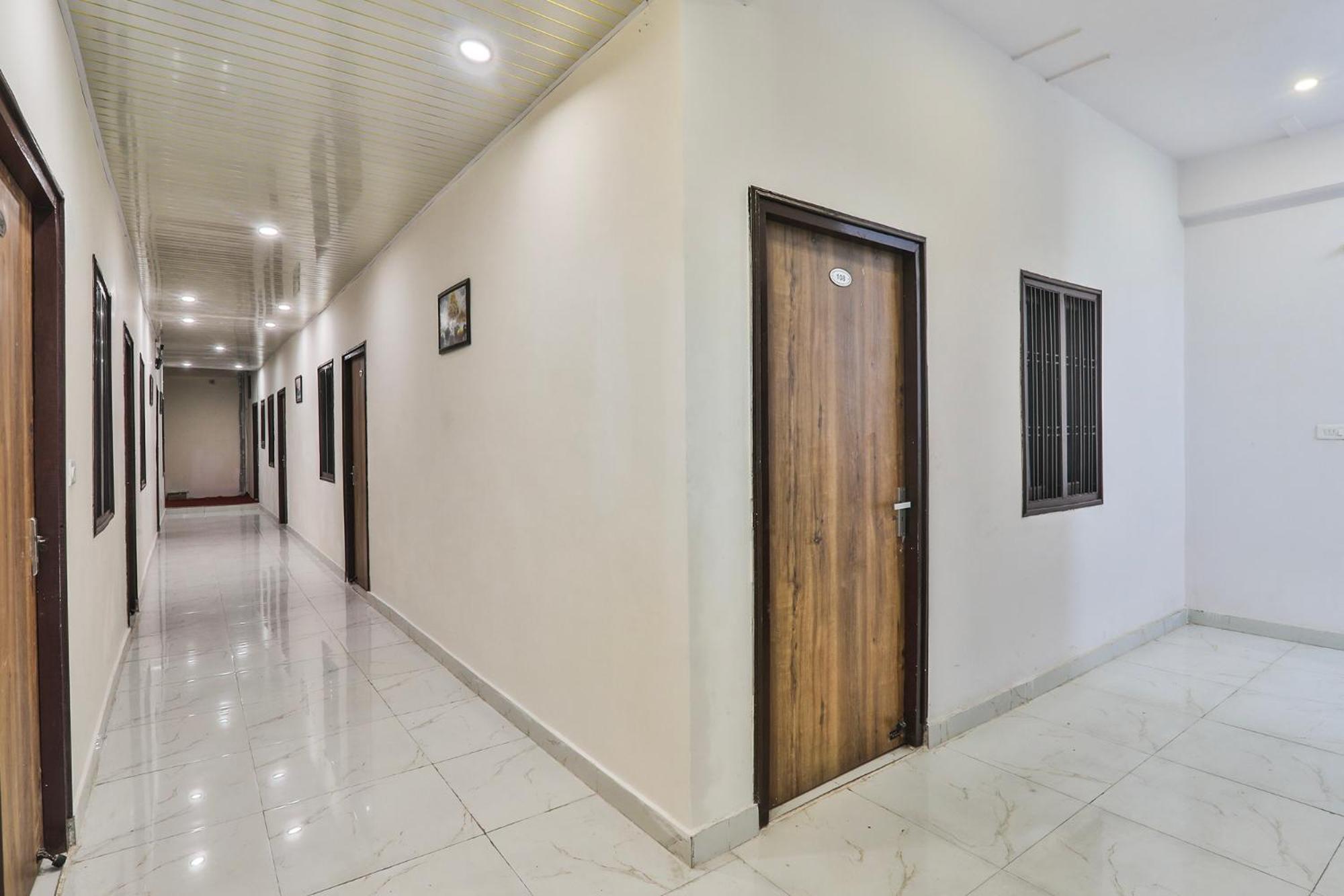 Fabhotel Hotel 3*